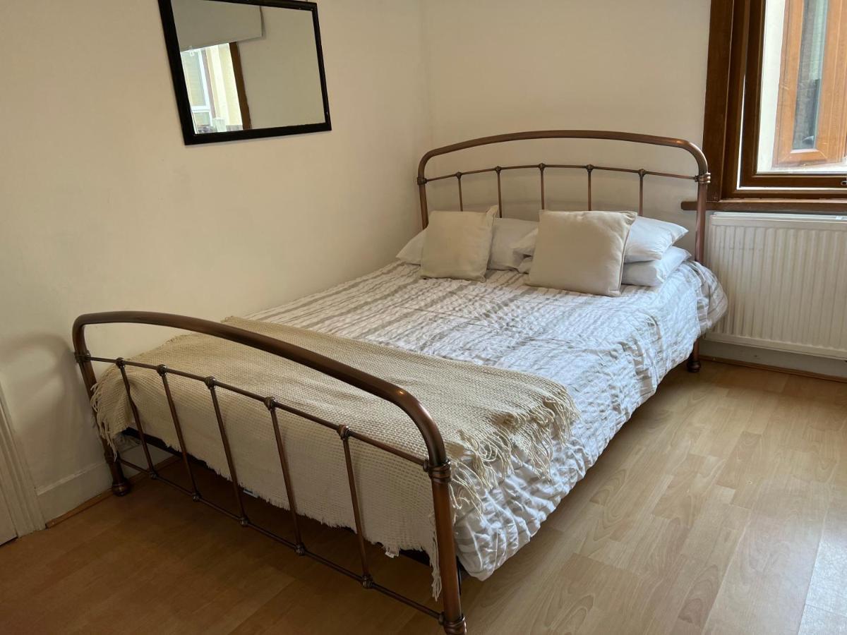 The Leyton Oasis Hotel Лондон Екстериор снимка